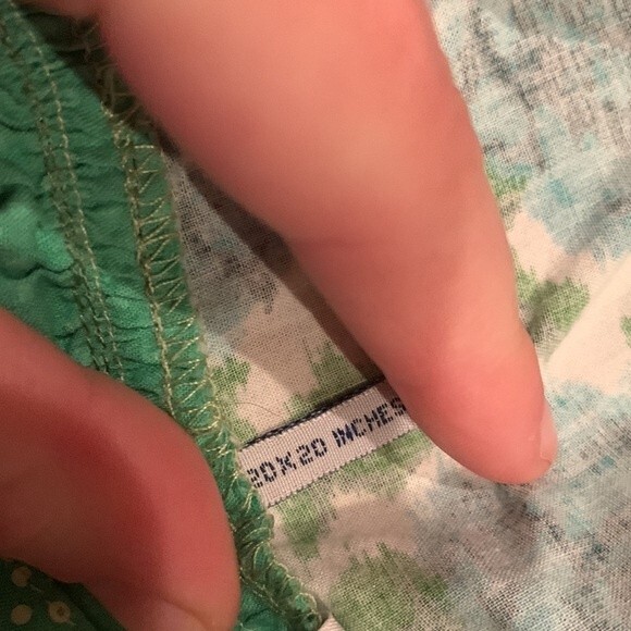 Set of 4 Blue Rose and Green Cloth Napkins - Picture 4 of 6